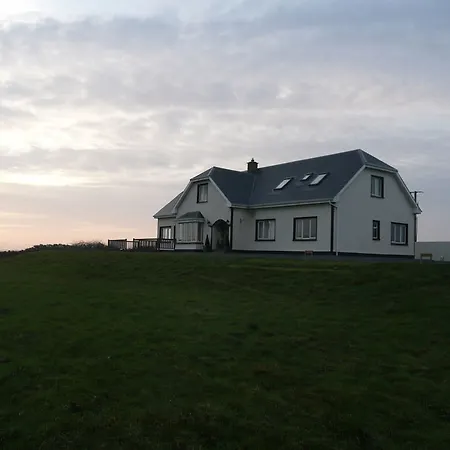 Bed & Breakfast View 3*