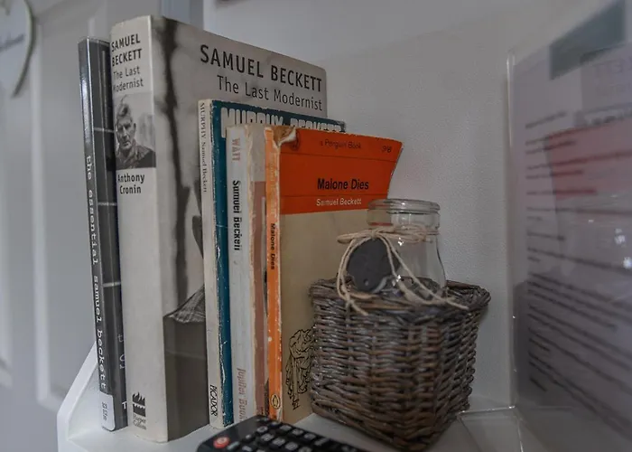 View Nocleg ze śniadaniem 3*