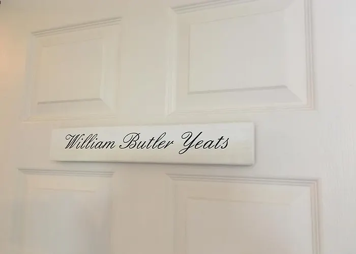 View Bed & Breakfast 3*